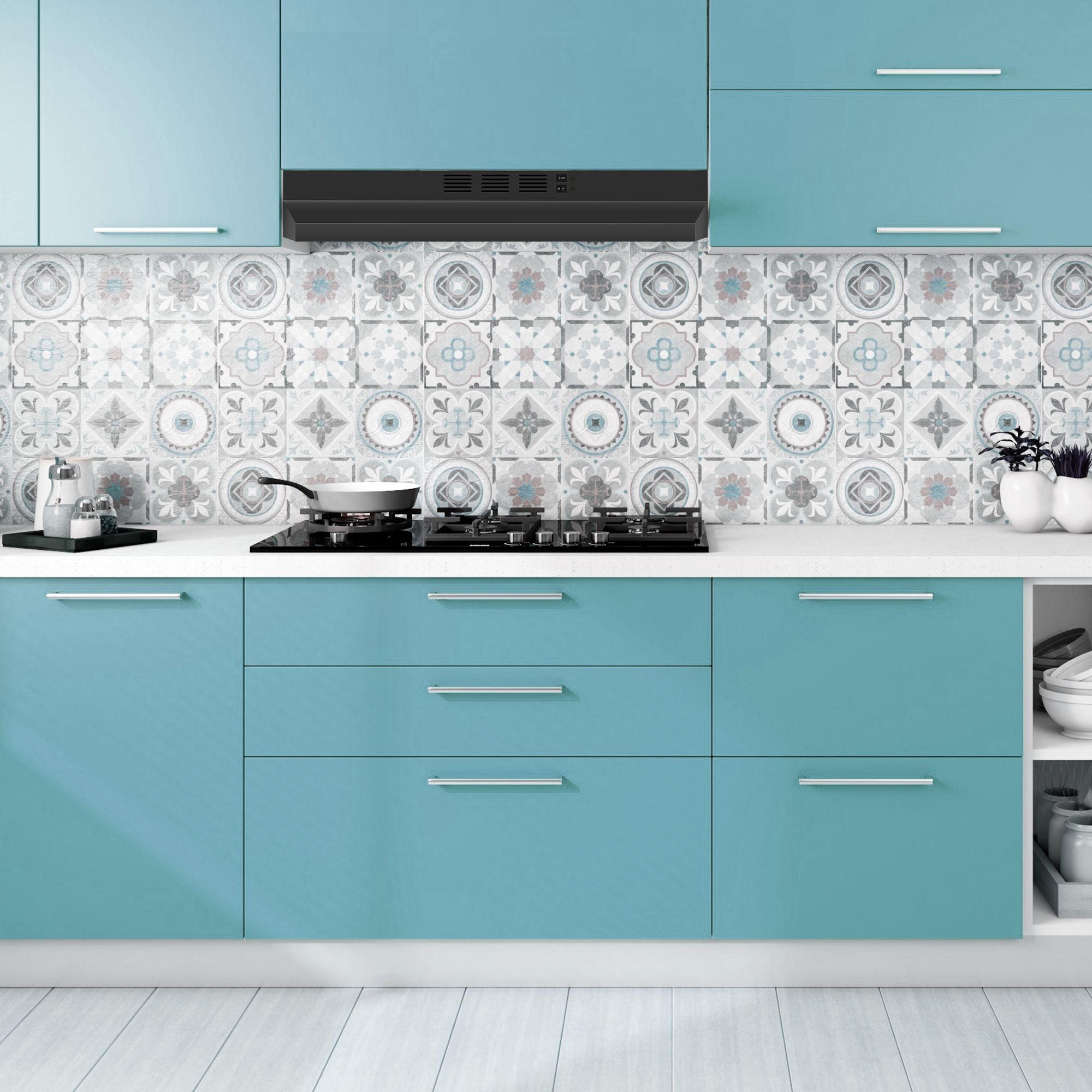 Under-Cabinet Range Hood detail